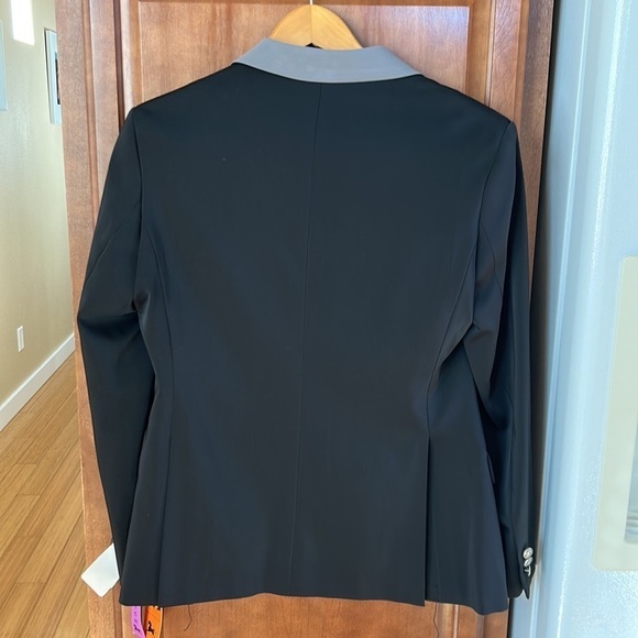 R.J. Classics Classic Crossover 3 in 1 Show Coat - Picture 4 of 5